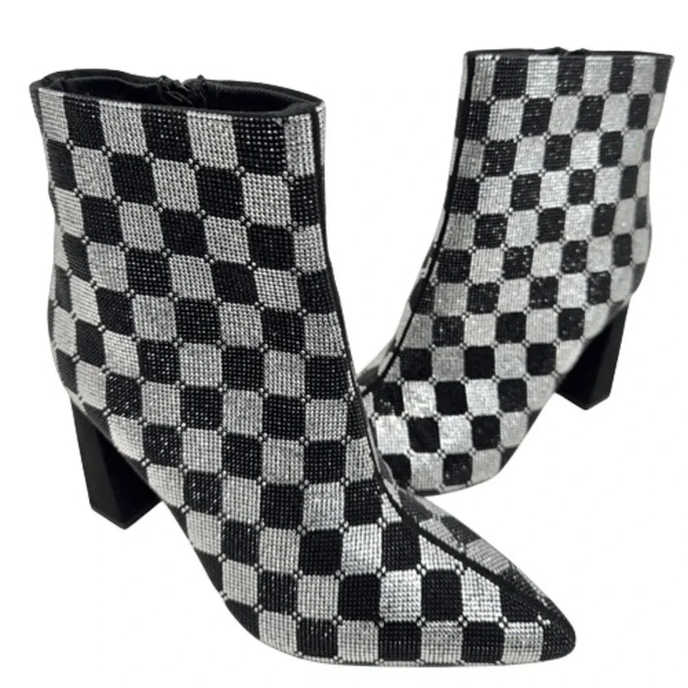 Wild Pair Ingrid Black Silver Rhinestone Checkered Block Heel Booties Size 6 NEW
